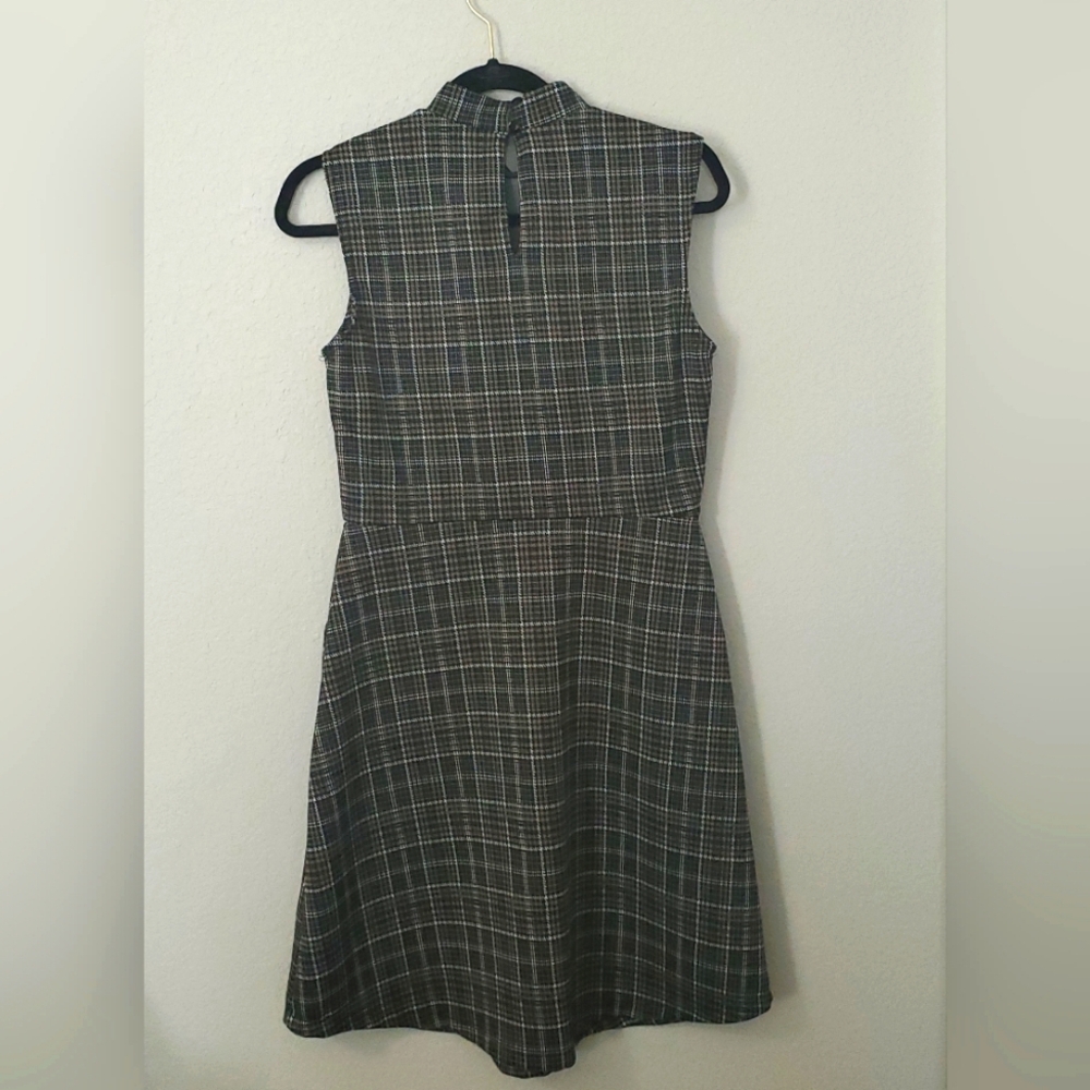 Enfocus Studio Green Plaid Sleeveless Dress - Picture 2 of 7